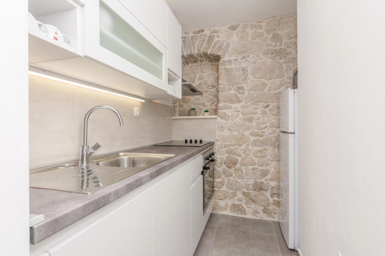 Apartmani Mustaca Dvori Privlaka  Exterior foto